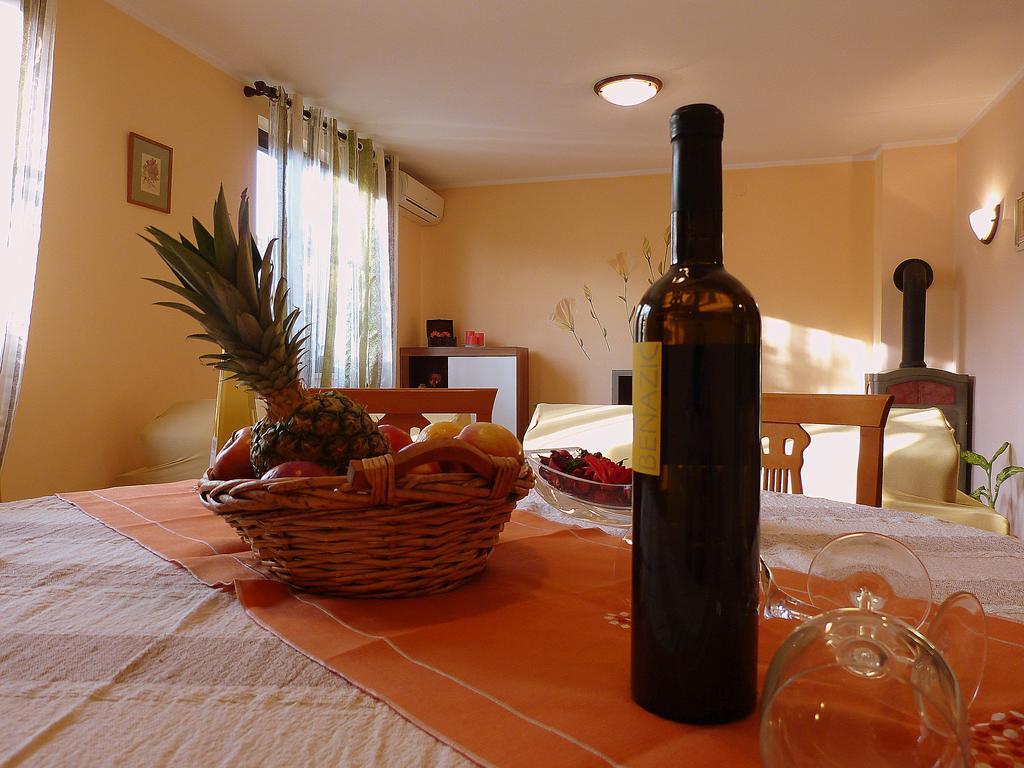 Apartment Oliva Póla Kültér fotó